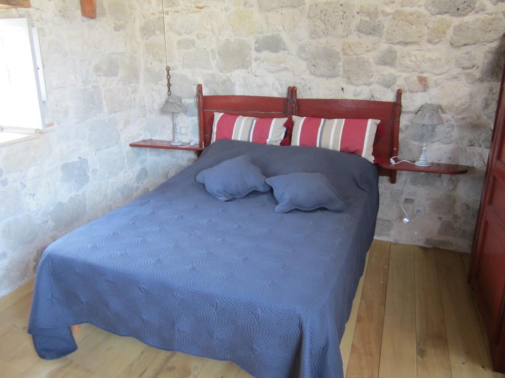 Chambre D'Hotes La Tour De Brazalem Нерак Номер фото