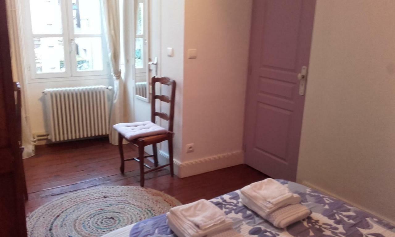 Chambre D'Hotes La Tour De Brazalem Нерак Экстерьер фото